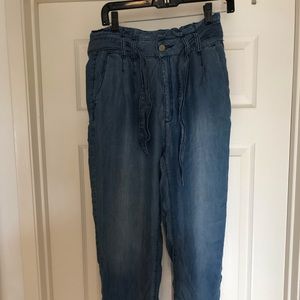 Hi waisted women’s pants